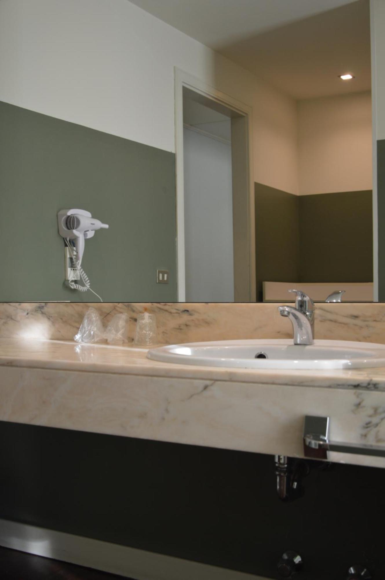 Blue Dream Hotel Монселиче Экстерьер фото