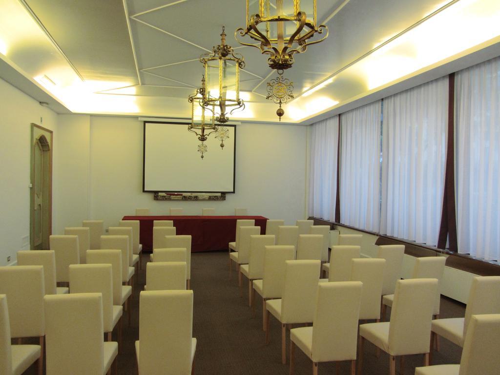 Blue Dream Hotel Монселиче Экстерьер фото