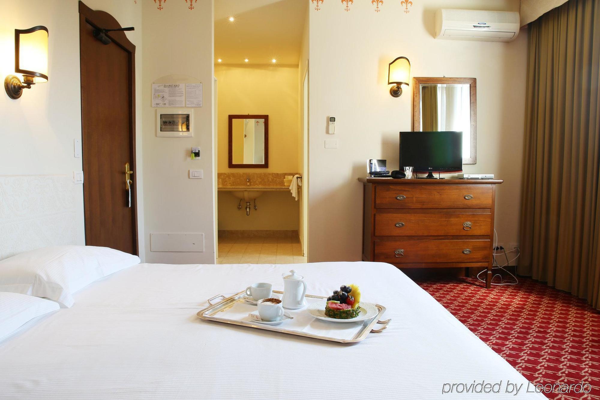 Blue Dream Hotel Монселиче Экстерьер фото